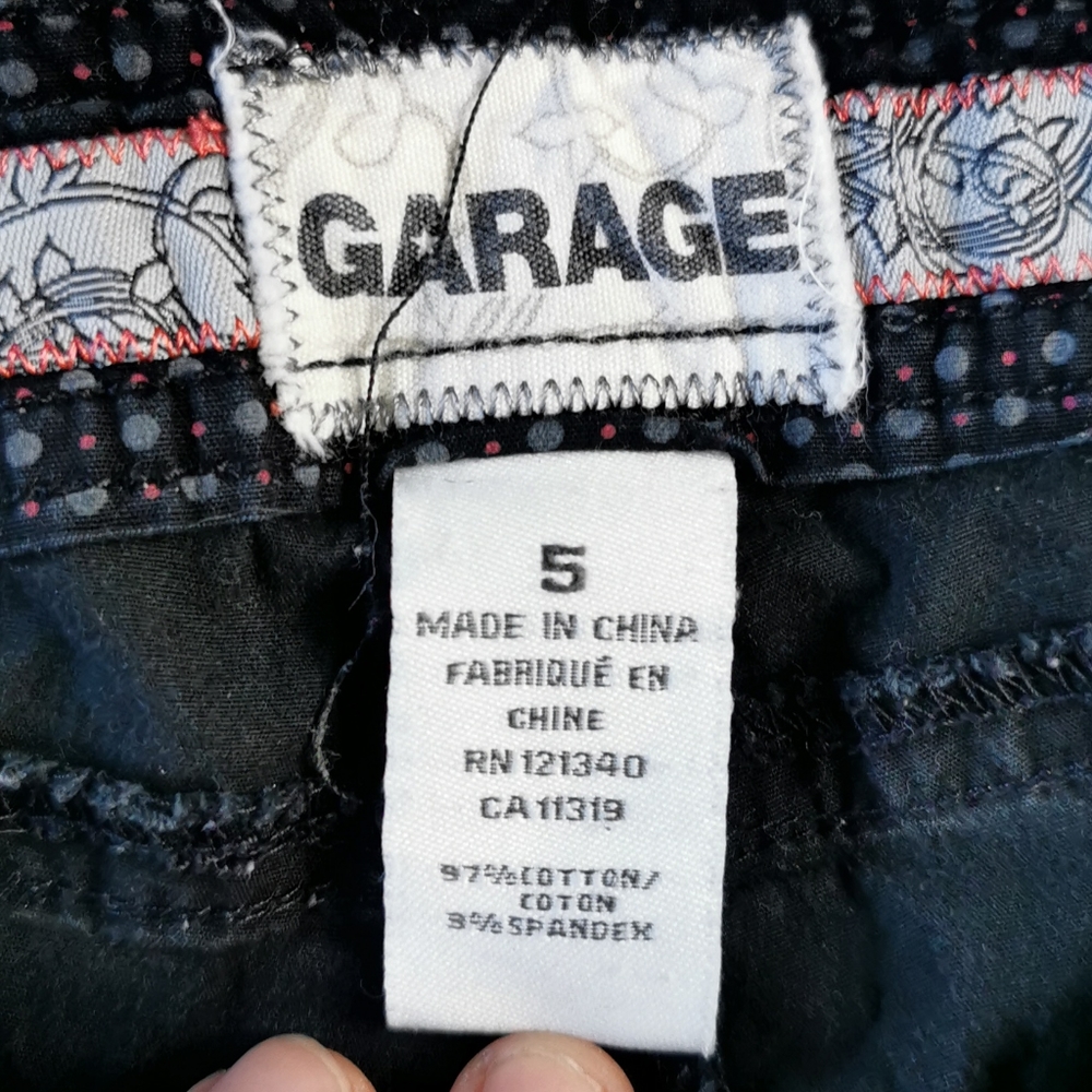 Ladies Capris - Picture 2 of 3